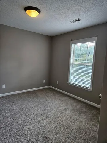 $1,500 | 4325 Cedarcroft Court, Unit 3D, Greensboro, NC 27409