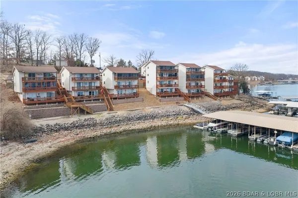 $259,999 | 160 Tara Road, Unit 902, Lake Ozark, MO 65049