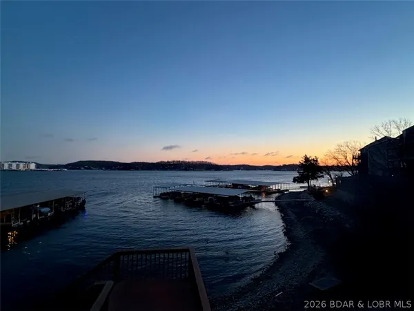 $259,999 | 160 Tara Road, Unit 902, Lake Ozark, MO 65049