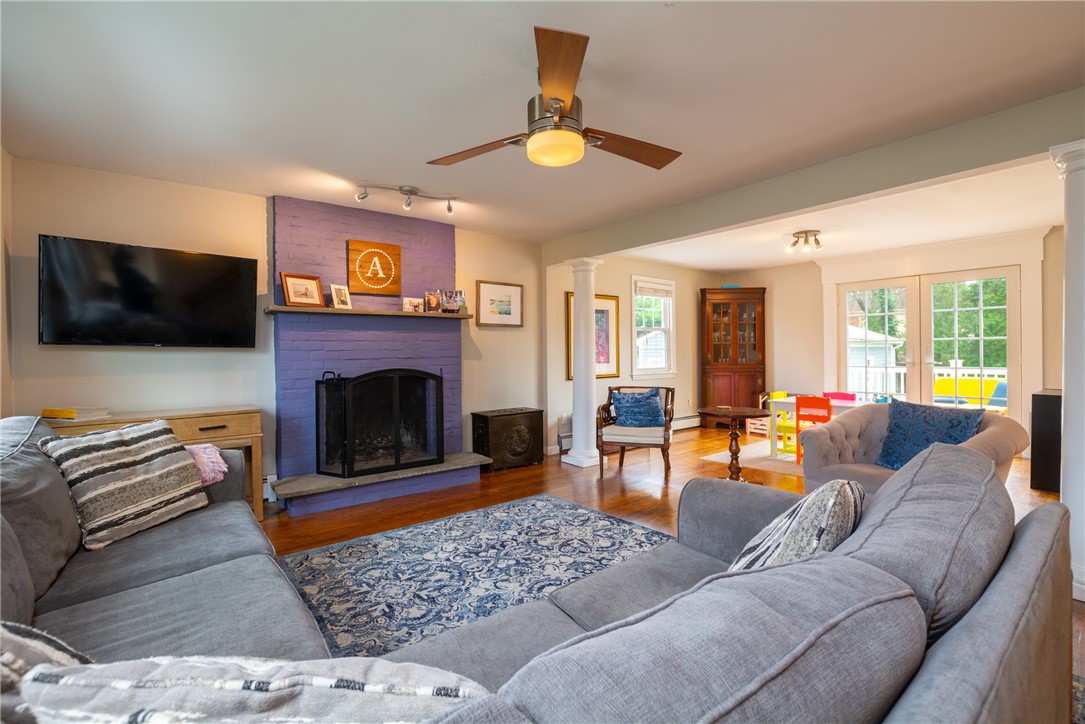 8 Curtis Road Bristol, RI 02809 - Photo 23 of 50 Living room view from entryway.