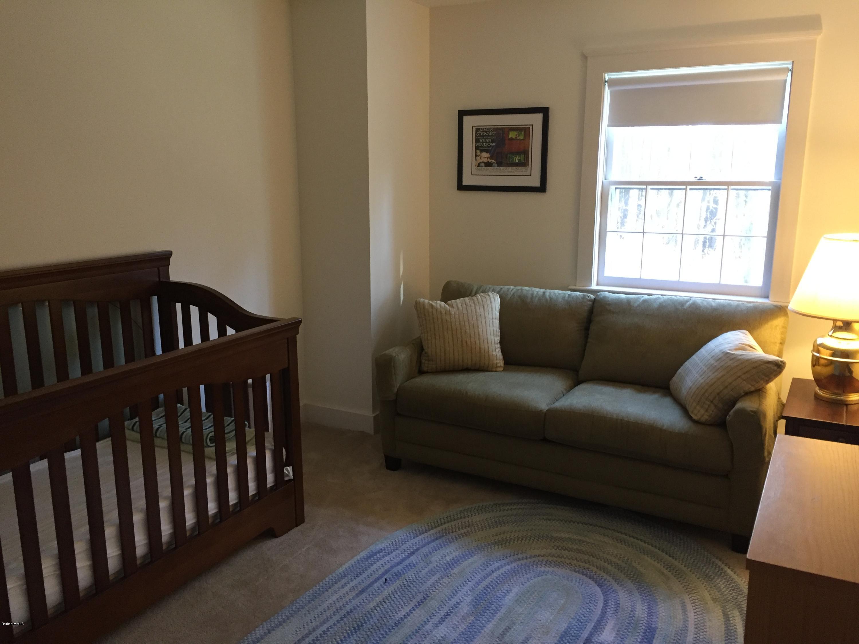 355 South Undermountain Road Sheffield, MA 01257 - Photo 18 of 25 19guestroom1