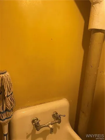 $349,000 | 36 Flohr Avenue, West Seneca, NY 14224