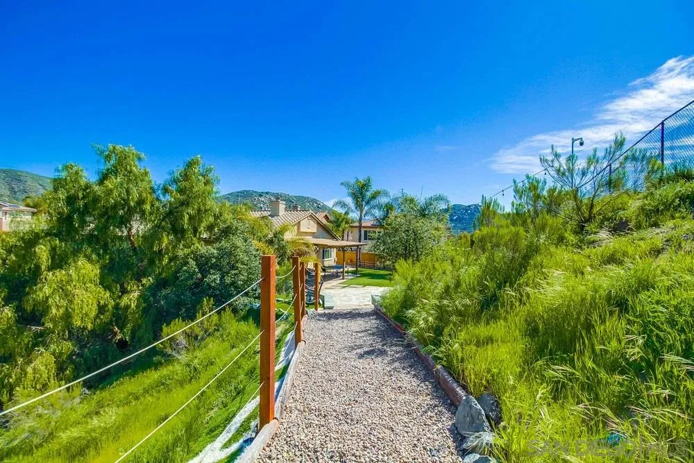 10804 Dakota Ranch Road Santee, CA 92071 - Photo 24 of 35 Gallery Image 24
