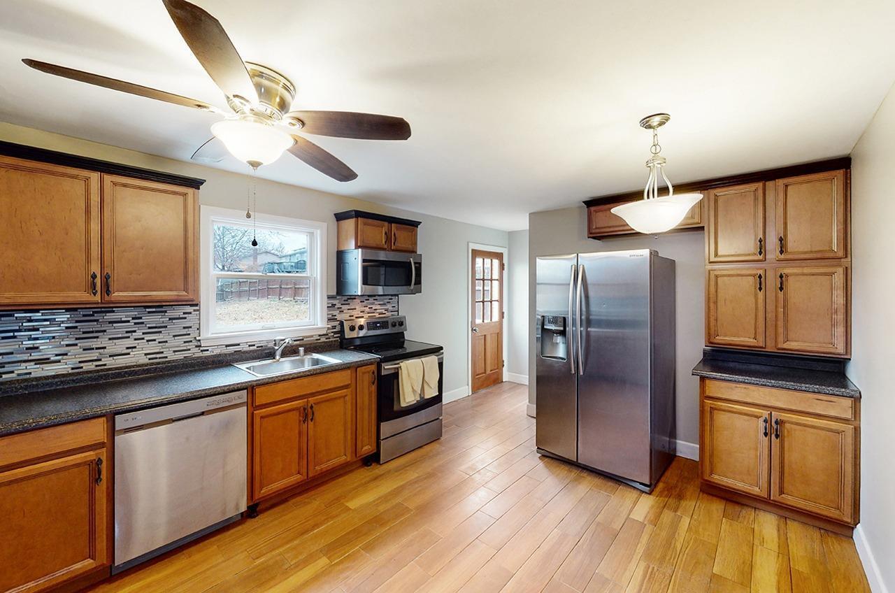 6896 Hearne Road Cincinnati, OH 45248 - Photo 4 of 31 Gallery Image 4