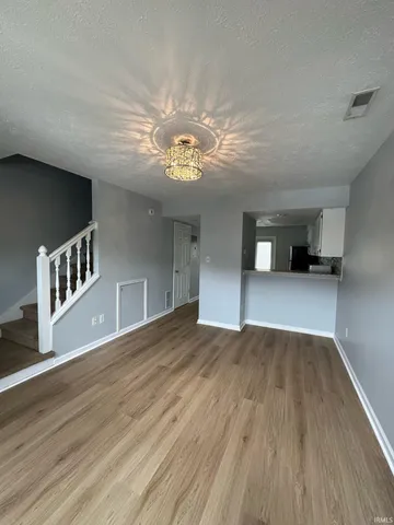 $1,295 | 648 East Sherwood Hills Drive, Bloomington, IN 47401