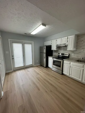 $1,295 | 648 East Sherwood Hills Drive, Bloomington, IN 47401