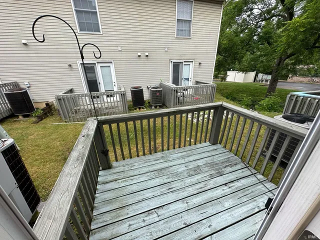 $1,295 | 648 East Sherwood Hills Drive, Bloomington, IN 47401