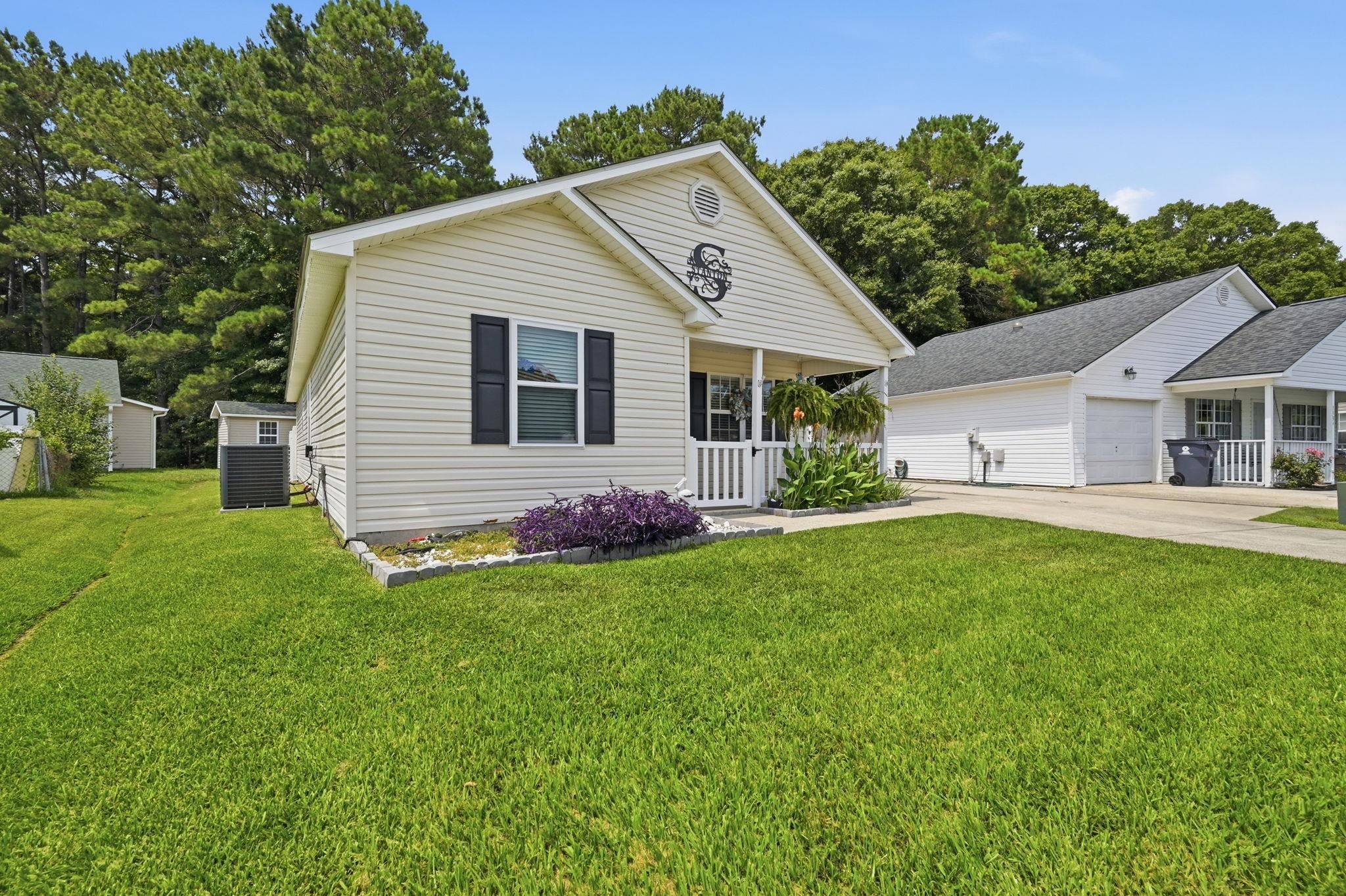 7996 Short Needle Court Murrells Inlet, SC 29576 - Photo 4 of 40