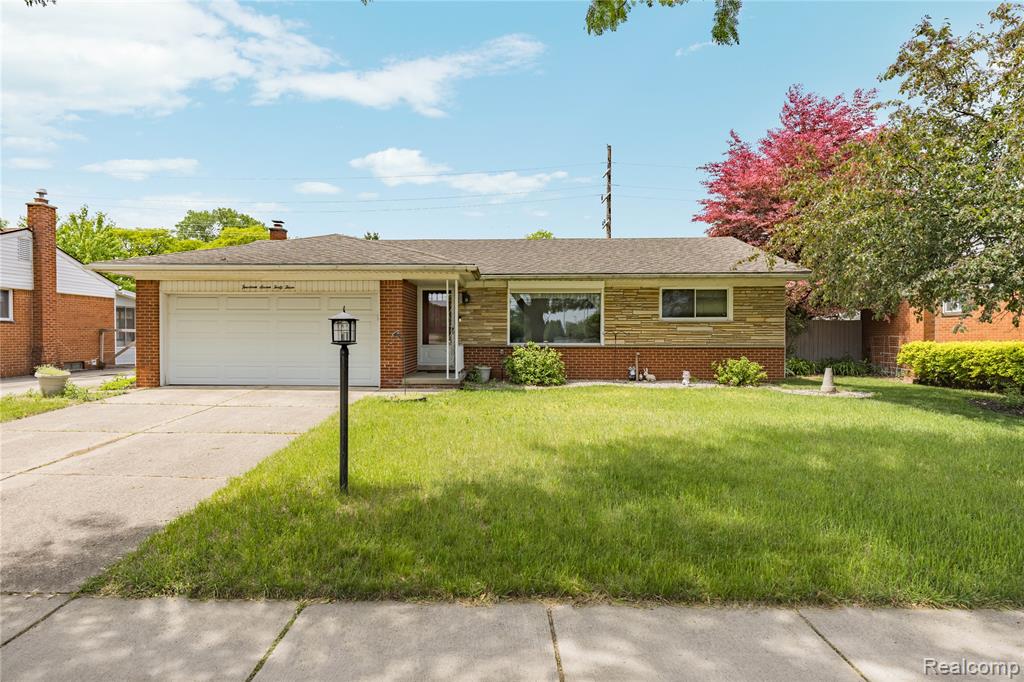 14743 Newburgh Road Livonia, MI 48154 - Photo 45 of 48