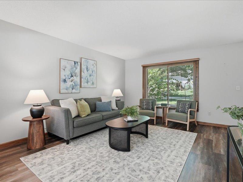 9331 Cedar Forest Road Eden Prairie, MN 55347 - Photo 13 of 41