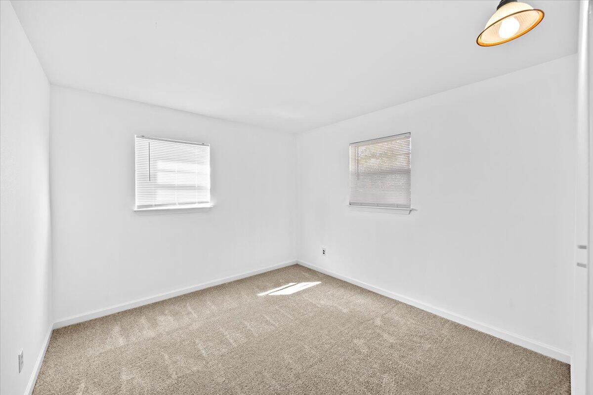 922 East Montclair Road Pensacola, FL 32505 - Photo 17 of 29 16-1V3A4265