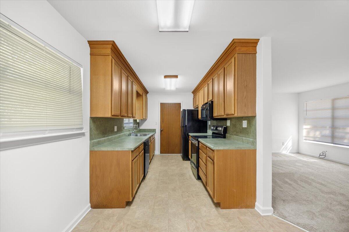 922 East Montclair Road Pensacola, FL 32505 - Photo 8 of 29 07-1V3A4219