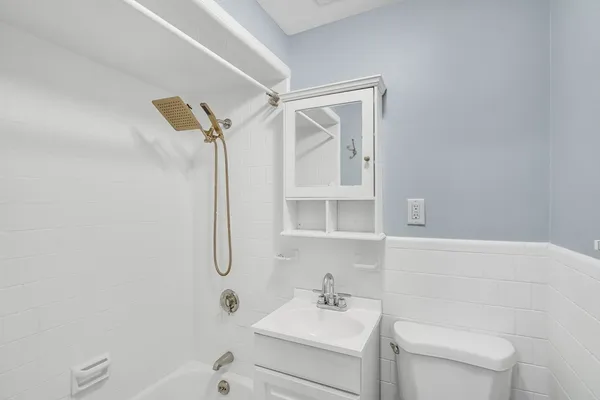 $2,100 | 290 Commonwealth Avenue, Unit 24, Boston, MA 02115