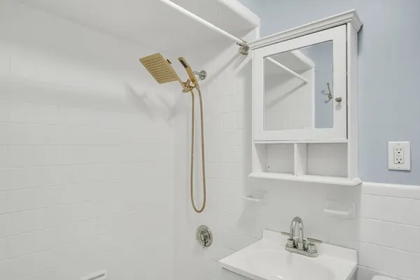 $2,100 | 290 Commonwealth Avenue, Unit 24, Boston, MA 02115