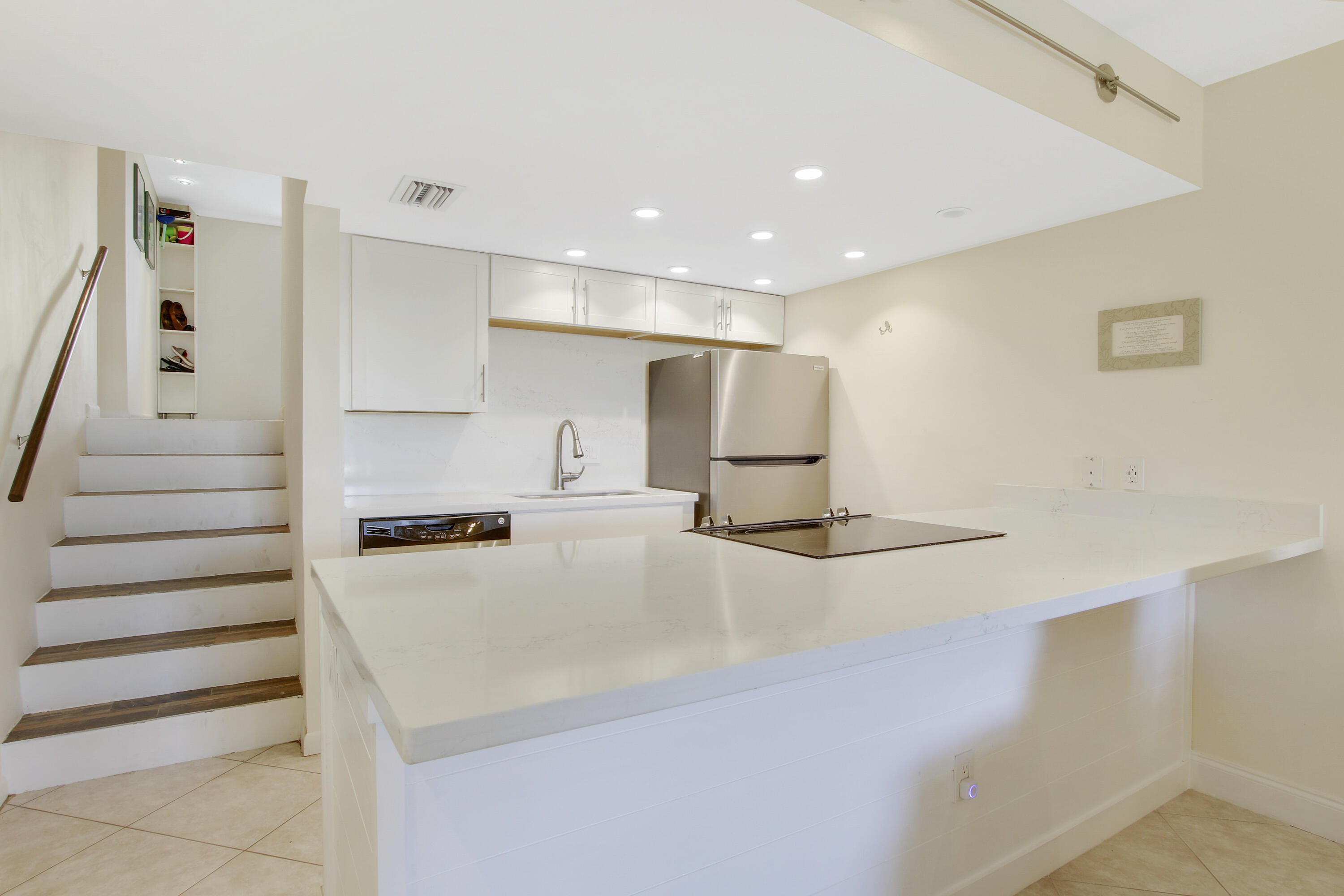 755 Dotterel Road, Unit 1111 Delray Beach, FL 33444 - Photo 3 of 26 House3-8