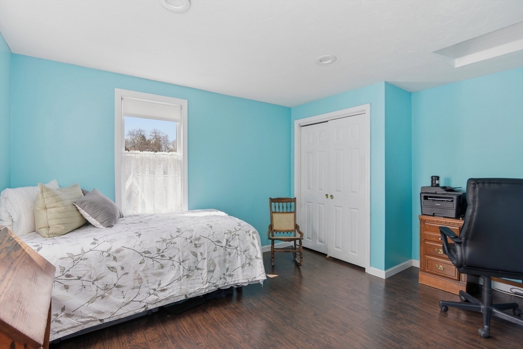 91 Cohasset Road Wareham, MA 02532 - Photo 13 of 33