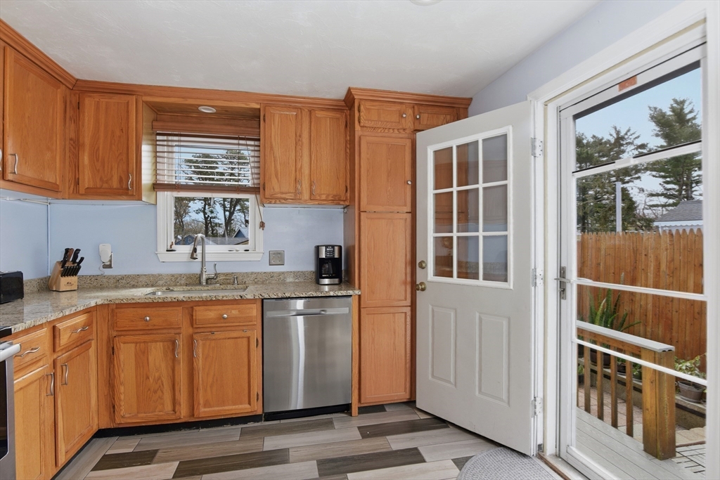 91 Cohasset Road Wareham, MA 02532 - Photo 19 of 33