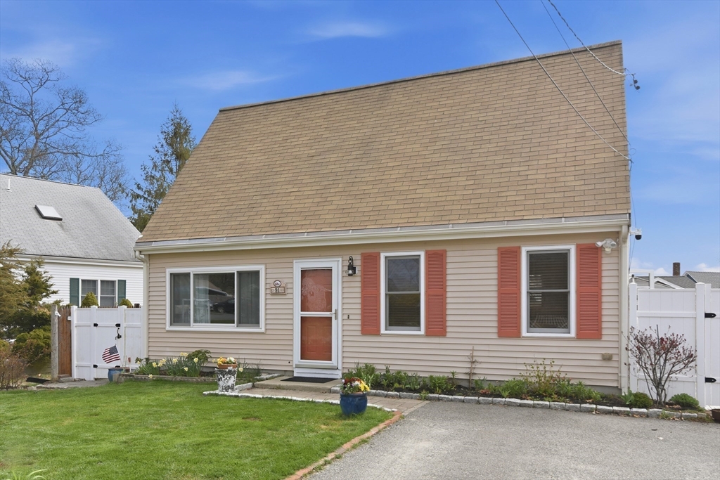 91 Cohasset Road Wareham, MA 02532 - Photo 2 of 33