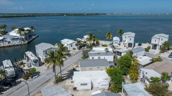 $255,000 | 701 Spanish Main Drive, Unit 533, Cudjoe, FL 33042