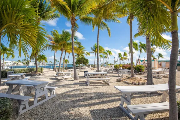 $255,000 | 701 Spanish Main Drive, Unit 533, Cudjoe, FL 33042