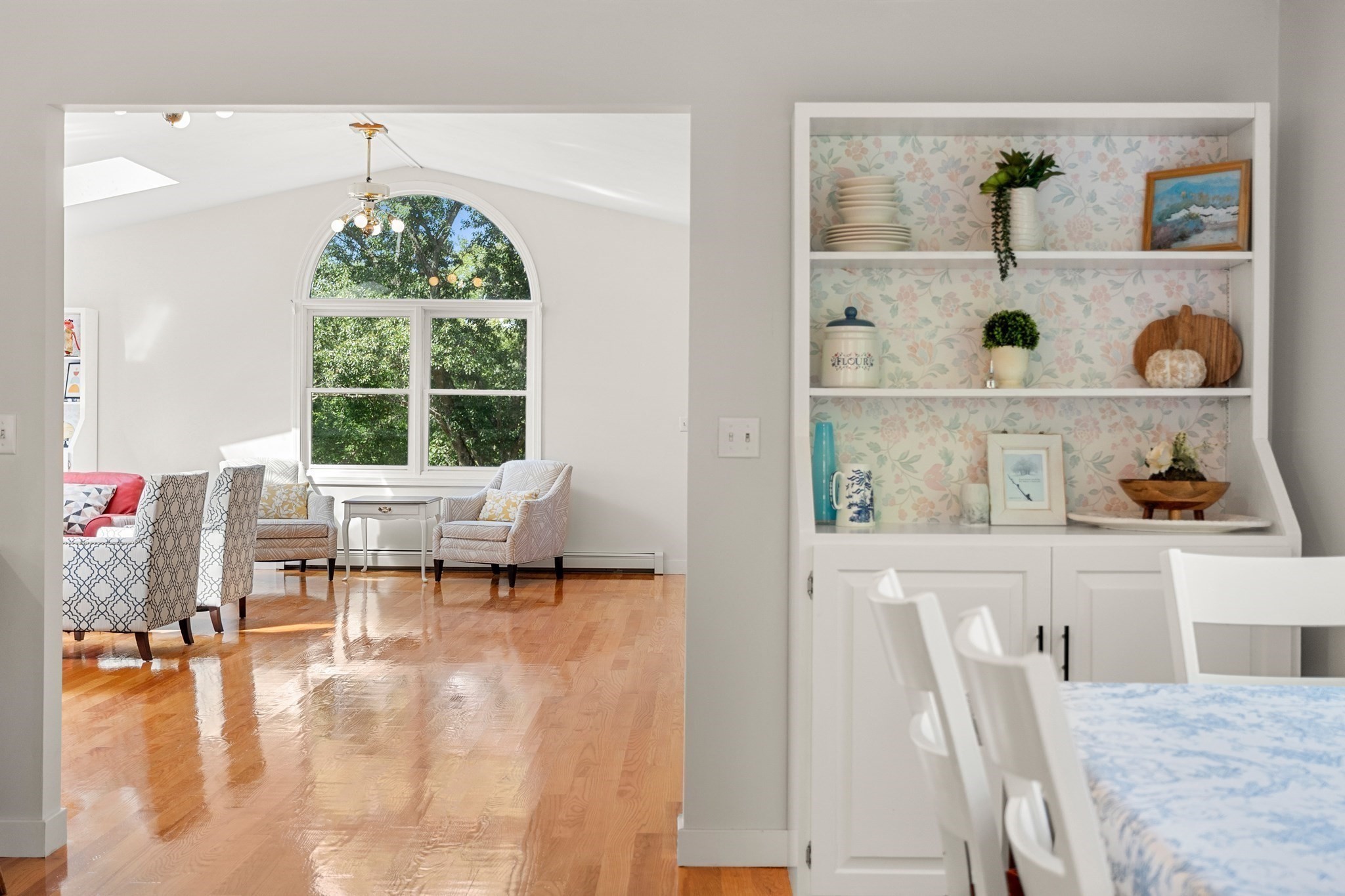 110 Bridge Street Hamilton, MA 01982 - Photo 11 of 42 Gallery Image 11