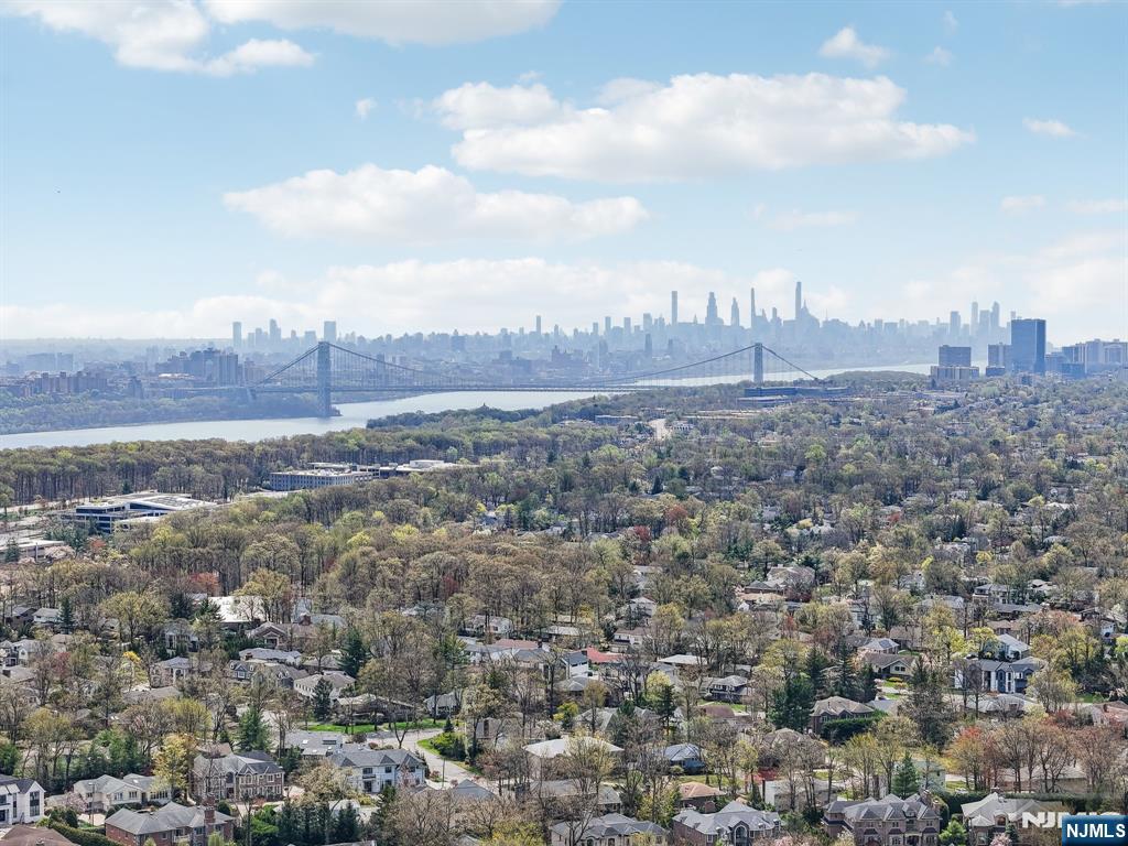 63 Roberts Road Englewood Cliffs, NJ 07632 - Photo 45 of 47