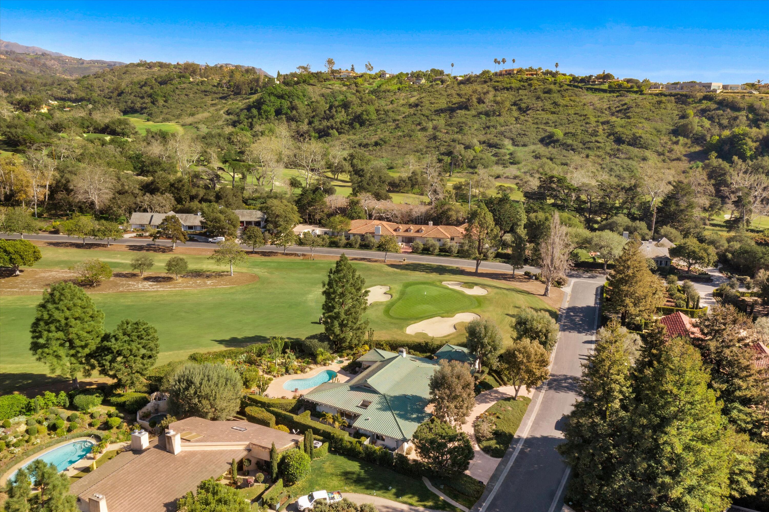 2150 10 Acre Road Montecito, CA 93108 - Photo 19 of 26 a view of a city