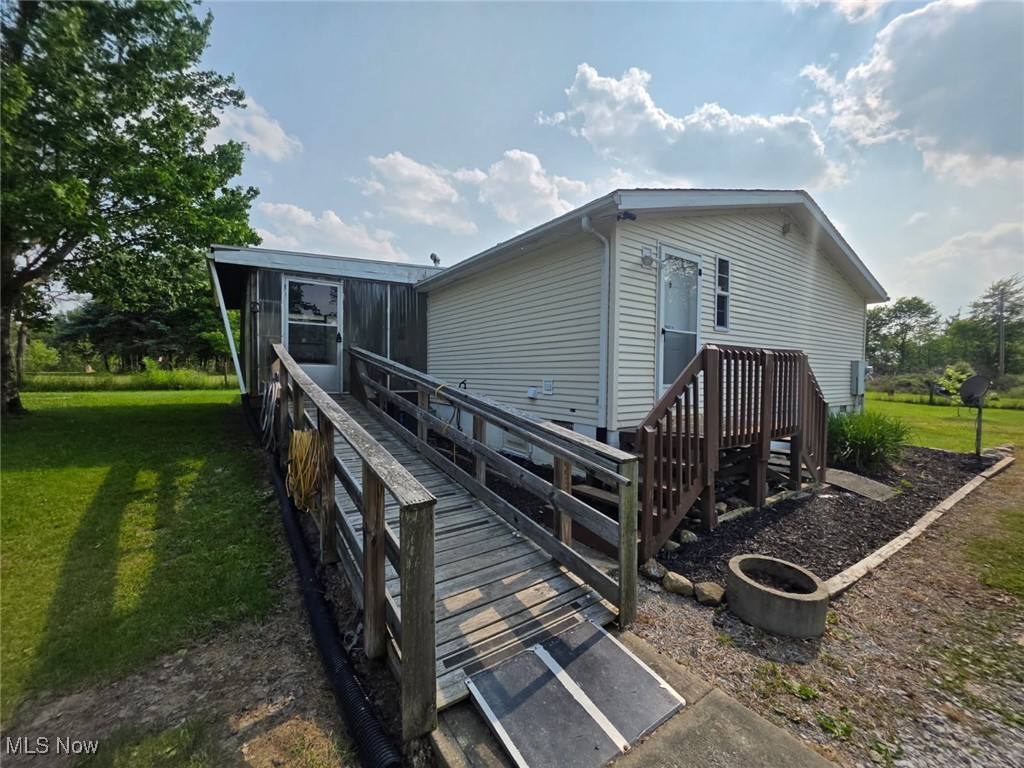 8448 Slagle Road Windham, OH 44288 - Photo 42 of 48 Handicap ramp