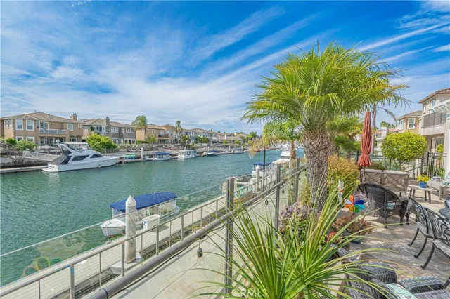 $2,550,000 | 4106 Harbour Island Lane, Oxnard, CA 93035
