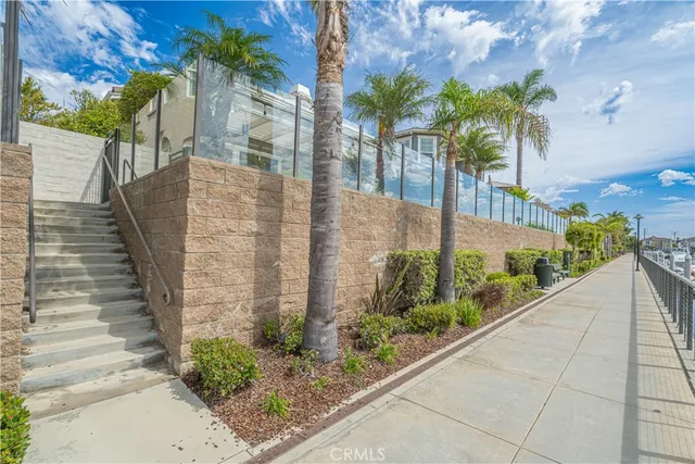$2,550,000 | 4106 Harbour Island Lane, Oxnard, CA 93035