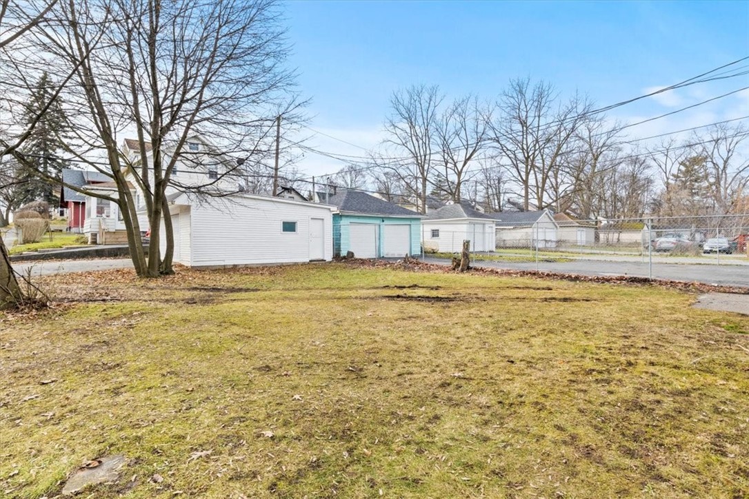 287 Brooks Avenue Rochester, NY 14619 - Photo 22 of 26