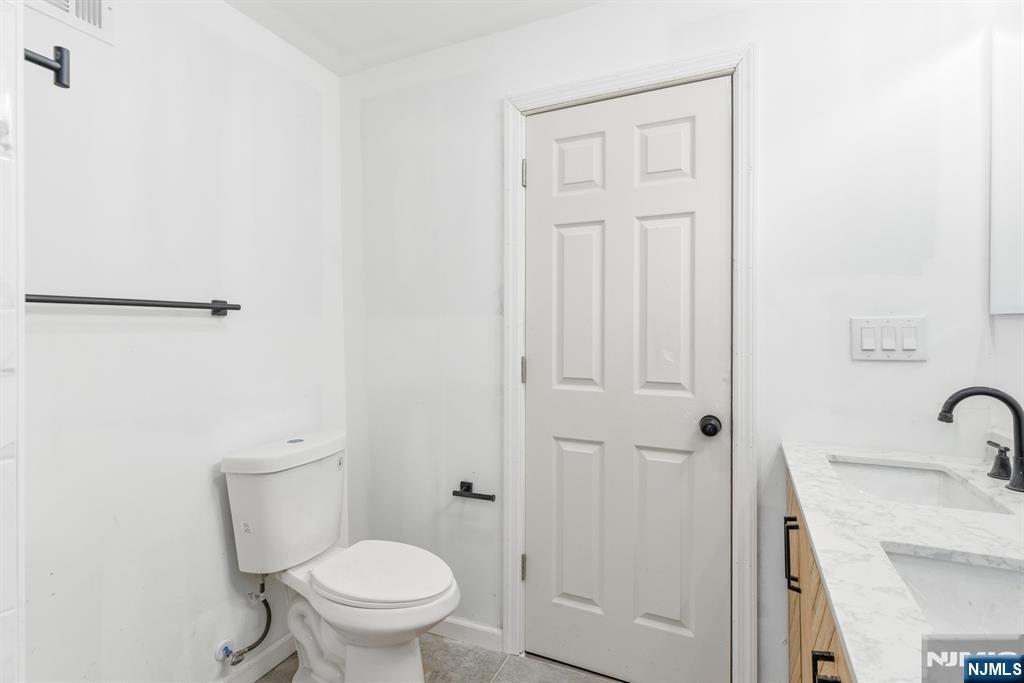 528 South 13th Street, Unit 1 Newark, NJ 07103 - Photo 18 of 18