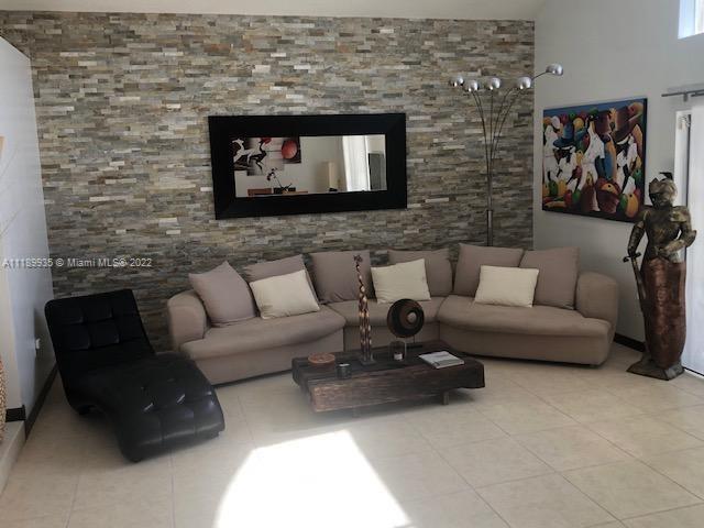 Three Lakes Miami, FL 33186 - Photo 22 of 42