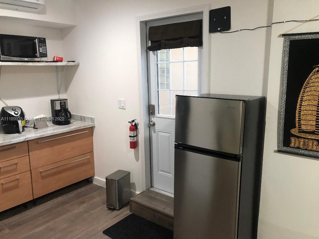 Three Lakes Miami, FL 33186 - Photo 10 of 42