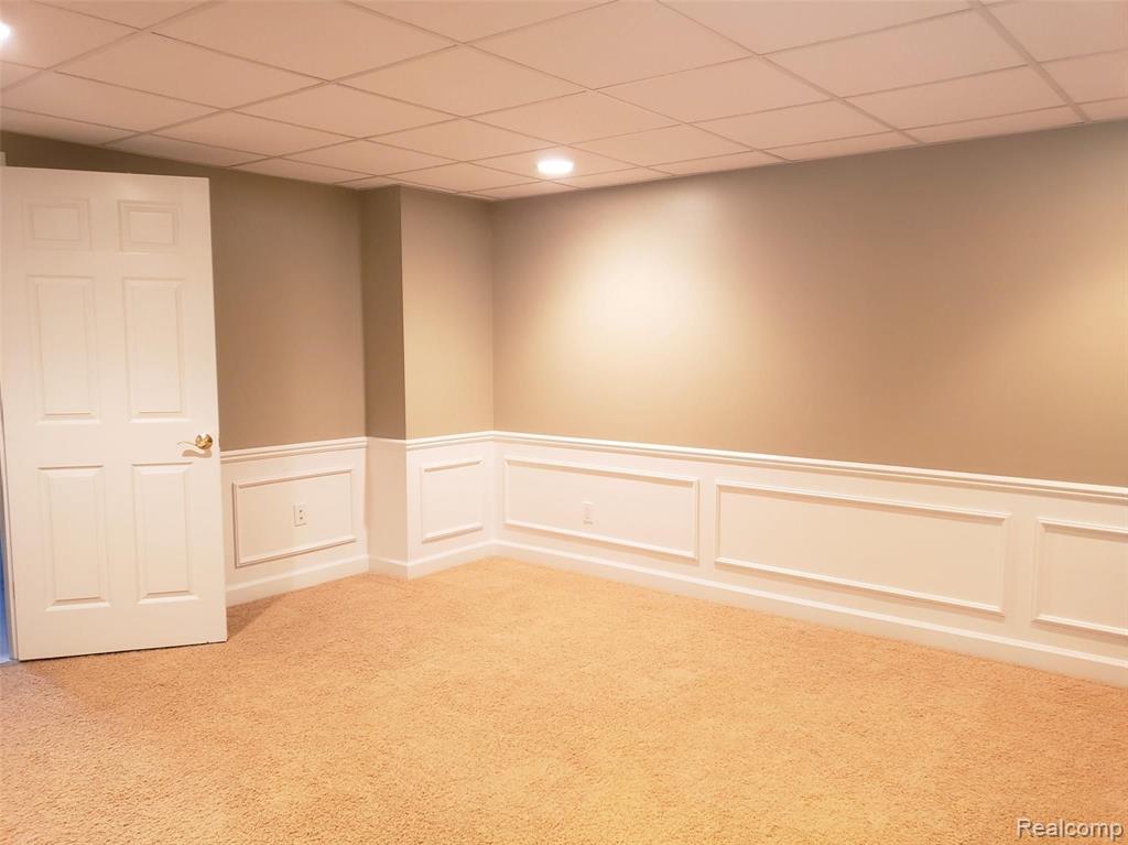 2060 Stirling Court Rochester, MI 48306 - Photo 15 of 17 Gallery Image 15