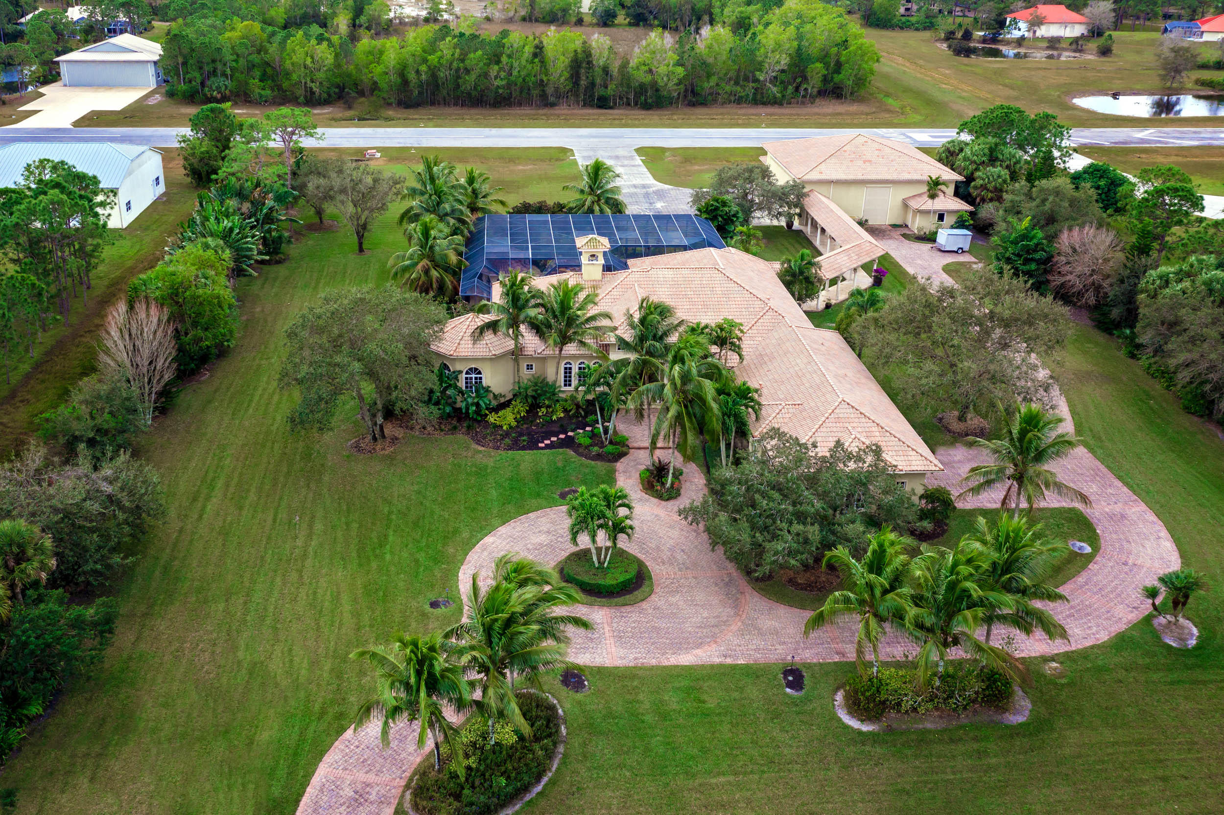 2560 Southeast Downwinds Road Jupiter, FL 33478 - Photo 4 of 47 DOWNWINDS MLS SIZE_08
