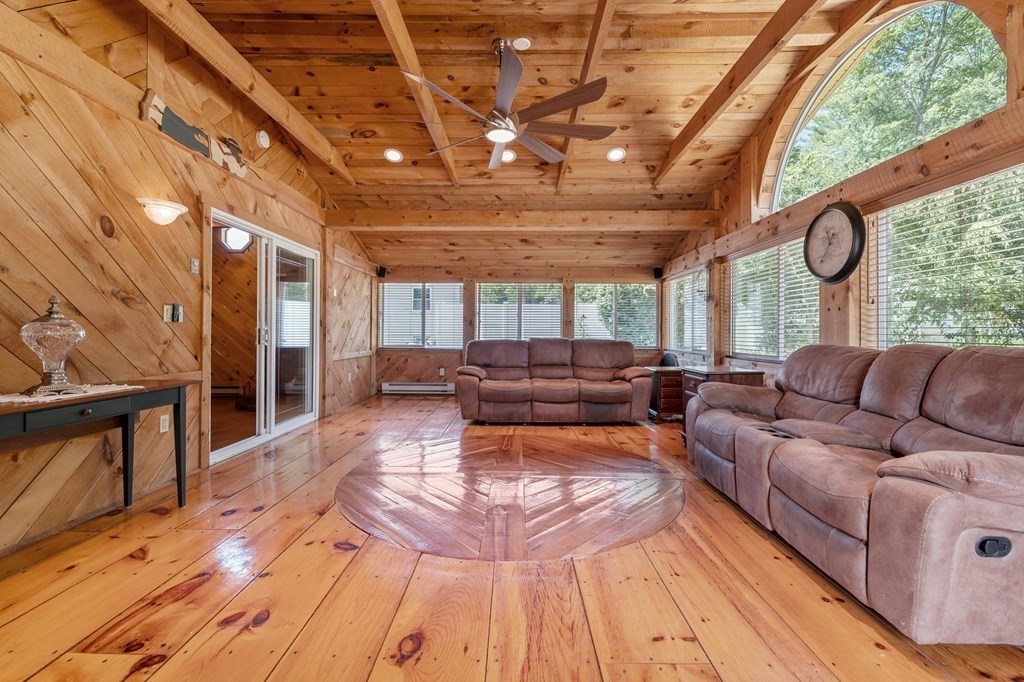 10 Bradford Road Hudson, MA 01749 - Photo 7 of 37 Gallery Image 7