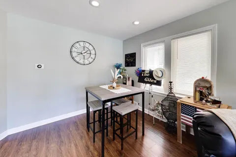 $690,000 | 5016 North Mango Avenue, Chicago, IL 60630