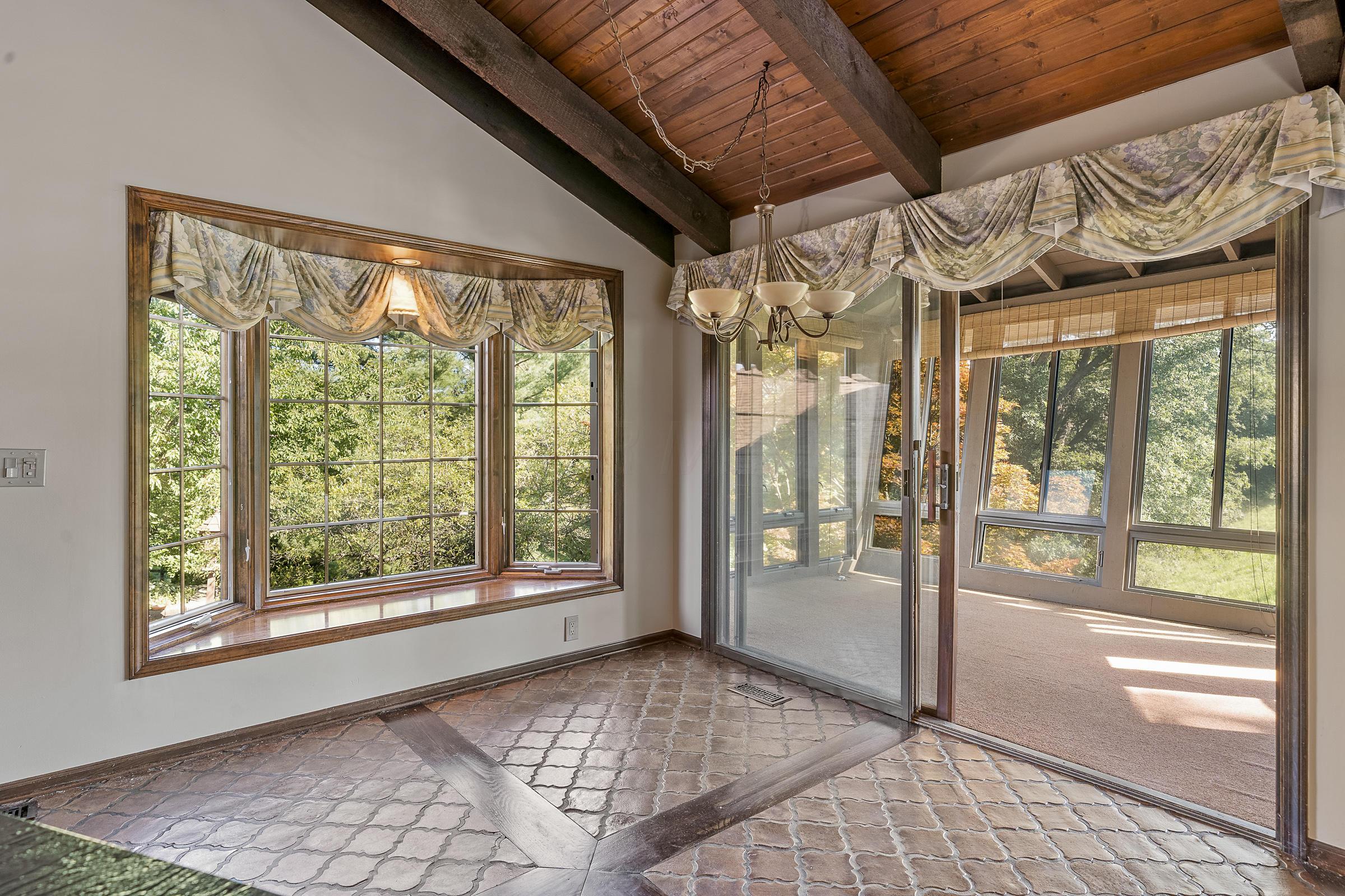 6686 Lambert Road Orient, OH 43146 - Photo 12 of 47 Gallery Image 12