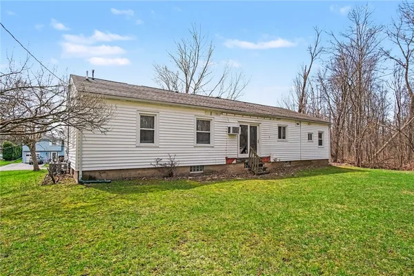 $200,000 | 48 Chester Avenue, Chili, NY 14623