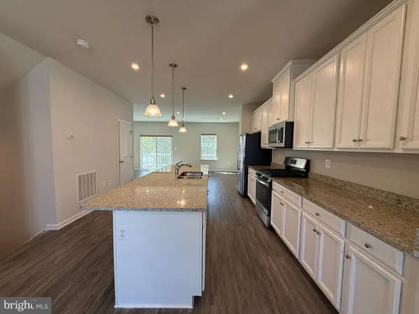 $2,695 | 9730 Cedarmass Circle, Fredericksburg, VA 22408