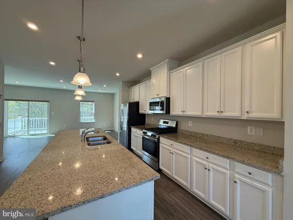 $2,695 | 9730 Cedarmass Circle, Fredericksburg, VA 22408
