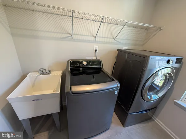 $2,695 | 9730 Cedarmass Circle, Fredericksburg, VA 22408