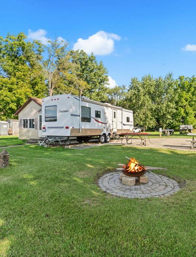 1246 North River Road Byron, IL 61010 - Photo 13 of 19 Gallery Image 13