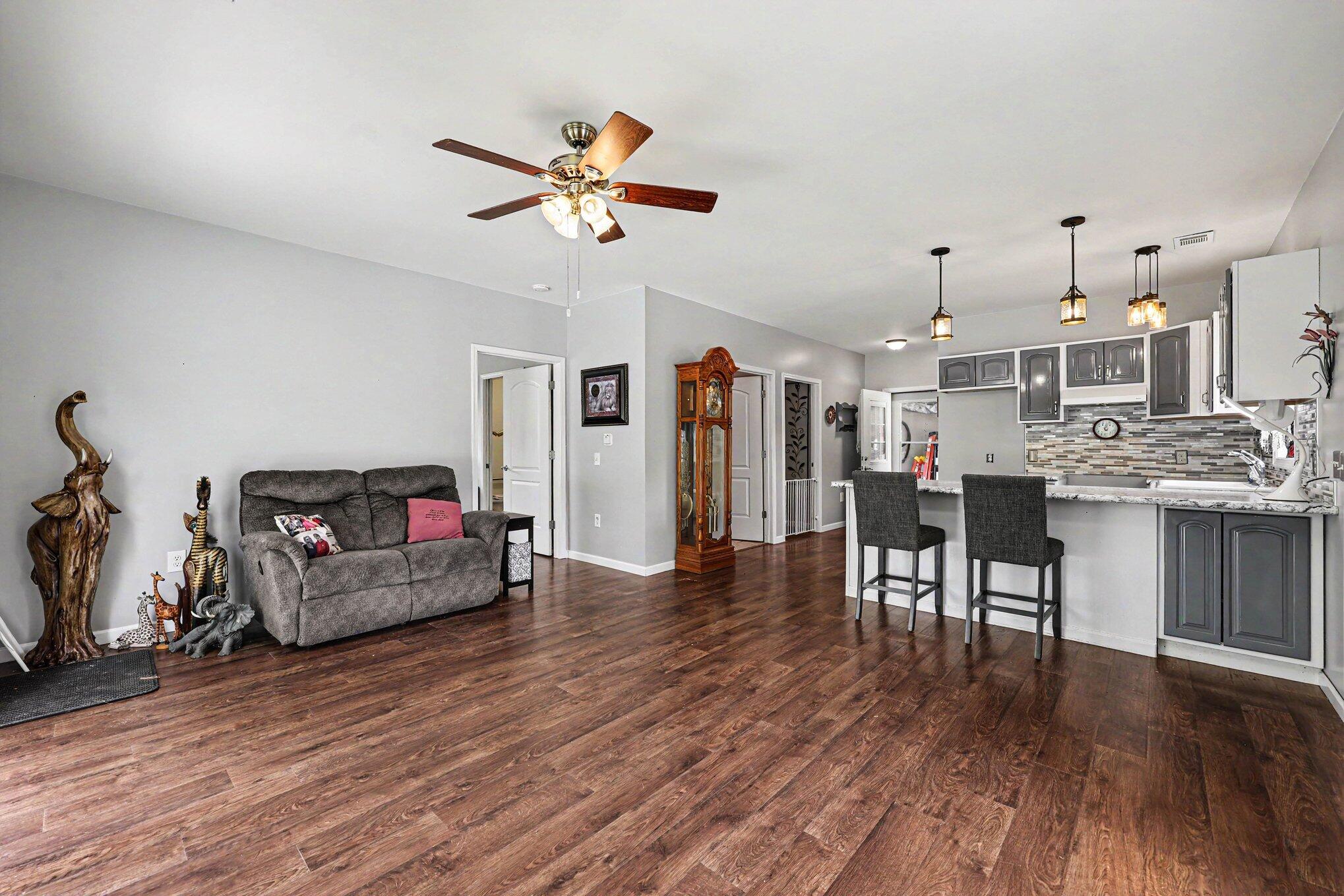 10955 Sooten Road Manchester, MI 48158 - Photo 20 of 36 003_file_9971