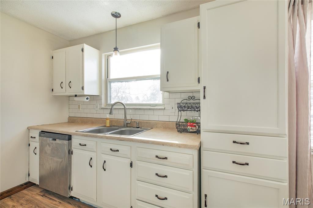 2318 Birch Street Alton, IL 62002 - Photo 12 of 38