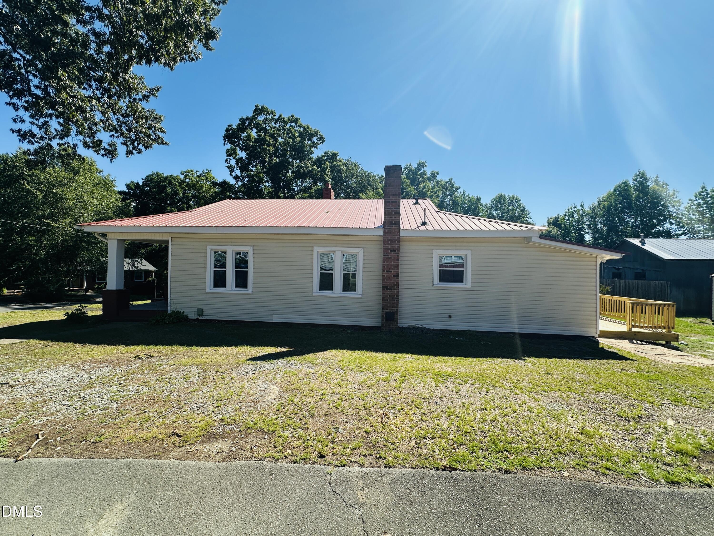 219 Barnett Avenue Roxboro, NC 27573 - Photo 29 of 37