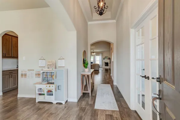 $2,950 | 324 Sugar Creek Lane, Saginaw, TX 76131