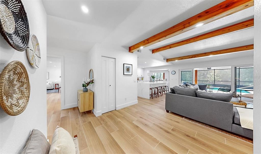 9903 Saddle Road Tampa, FL 33626 - Photo 14 of 68