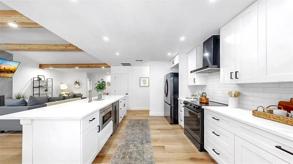 9903 Saddle Road Tampa, FL 33626 - Photo 15 of 68